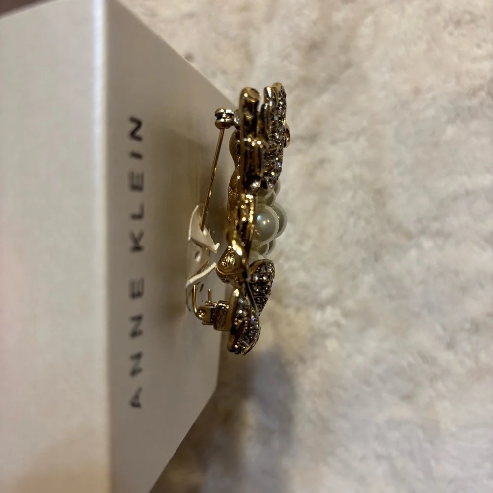 NEW Anne Klein Brooch Gold-tone Crystals Leaves Ivory Pearl Cluster Classic NIB